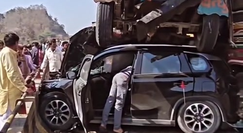 Heavy accident in india