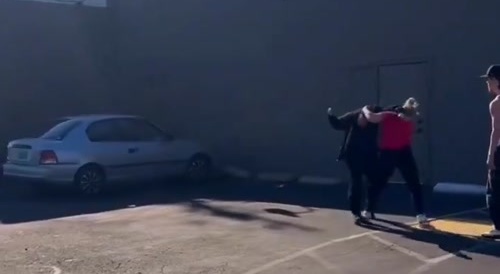 White Trash Girls Fight in Parking Lot