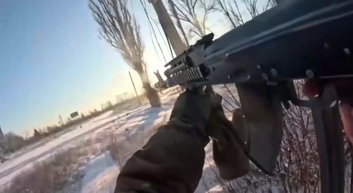 This Russian is a one man air defence system