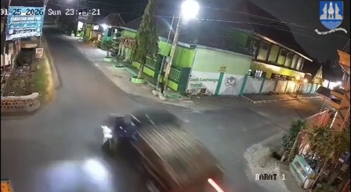 A wanker commits a hit-and-run.