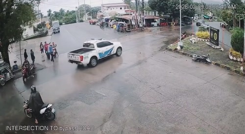 Filipino crossroad accident