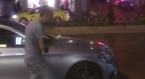 swinging ice cream maker