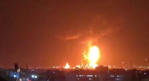The oil refinery in South West Tehran bombed