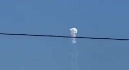 Amazing footage of two interceptors missiles in northern Israel.