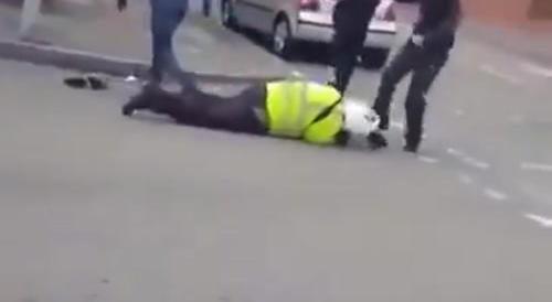 Thugs attack parking ticket enforcement man