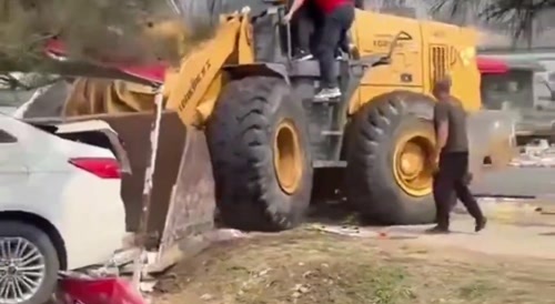 Beijing Fangshan bulldozer ramming crowd incident