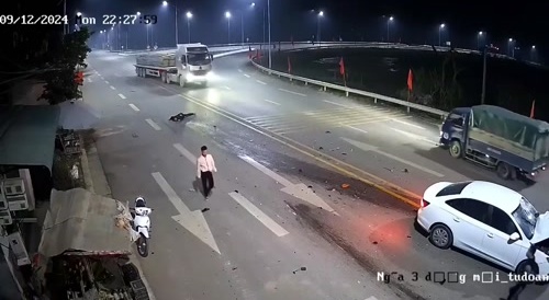 Motorcyclist heads-on another vehicle in Vietnam.