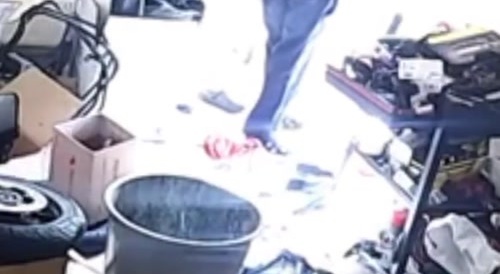 They shot the mechanic without batting an eye.