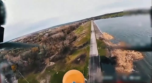 Russian forces blow up Pechenizka Dam