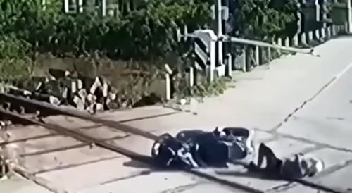 Injured Biker Barely Gets Away