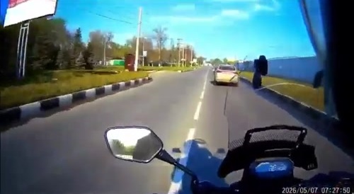 a bikers final overtaking maneuver