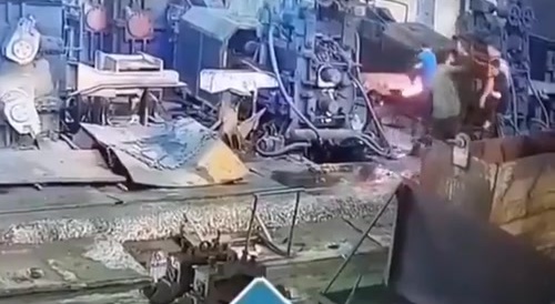 Hot metal bar falls on worker