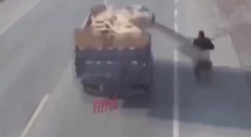 Mobile guillotine