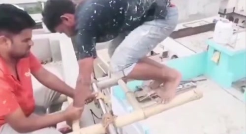 Painter in india works without any safety