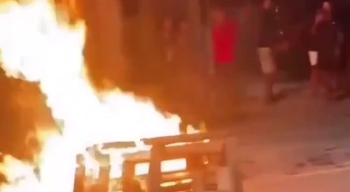 After failed attack-  gang member is burnt alive
