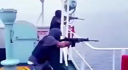 Ships vs Pirates