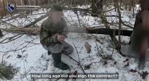 Ukrainians take prisoners.