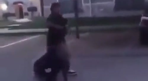 Ratchet With a Gun Shoots Street Thug