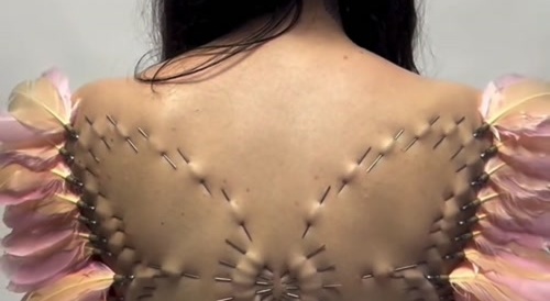 Piercing extreme ass