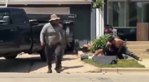 Mexican Roofers Fight Over Stolen Beer
