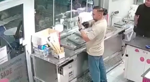 ice cream vendor and killer