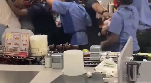 Ratchets Lose It Over Waffle House Not Taking EBT