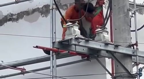 Power Line Worker Zapped