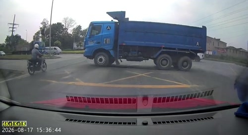 Moped VS Dumptruck