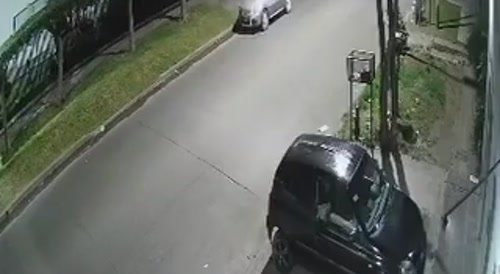 Car vs Building
