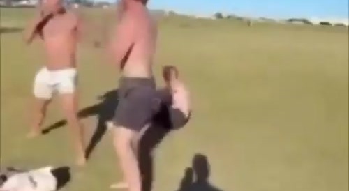1 Vs. 2. Amateur Boxer Wins