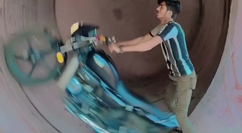 Indian Bike stunt