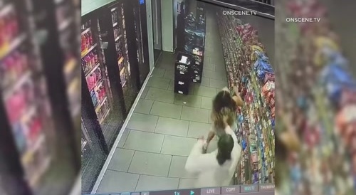 Female Beaten for her Gold Chain - Hollywood