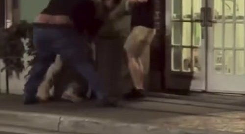 Drunk Idiot Challenges 300lb Bouncer
