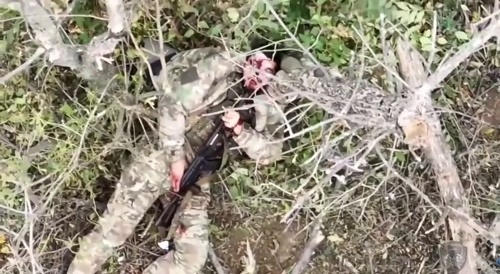 Russian Soldier Struggles to Kill Himself
