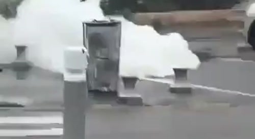 Protester VS Grenade Launcher