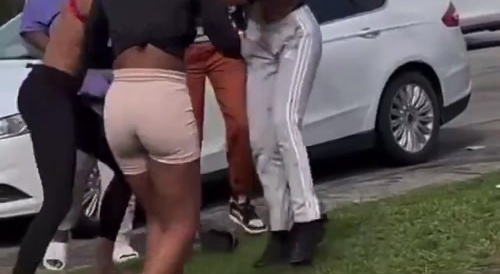 'Skinny Ratchet' Has 'Skinny Boobs'