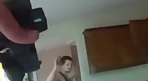 'Copper Tweeker' Jumps Thru Window to Escape Cops