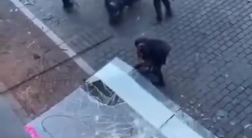 Looter Gets Some Karma